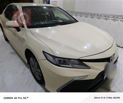 تۆیۆتا کامری